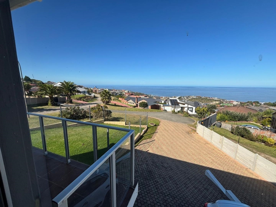 3 Bedroom Property for Sale in Dana Bay Western Cape